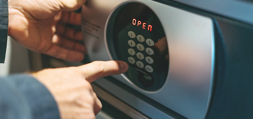 Cash Safe Openers in Sierra Madre, California